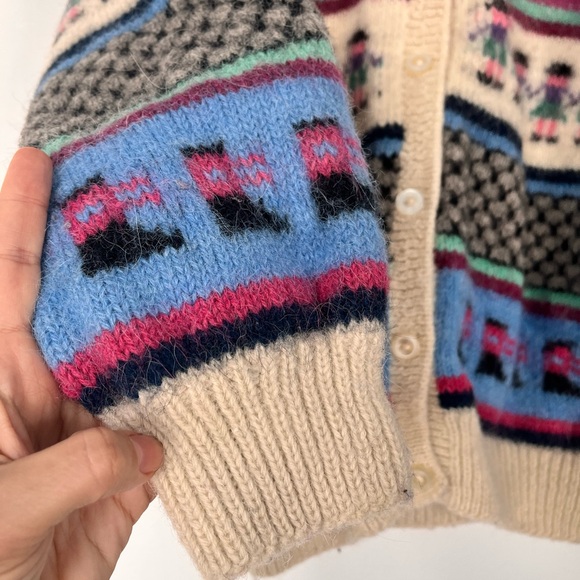 Vintage Handmade in Peru Wool Colorful Patterned Cardigan Sweater - Picture 6 of 9